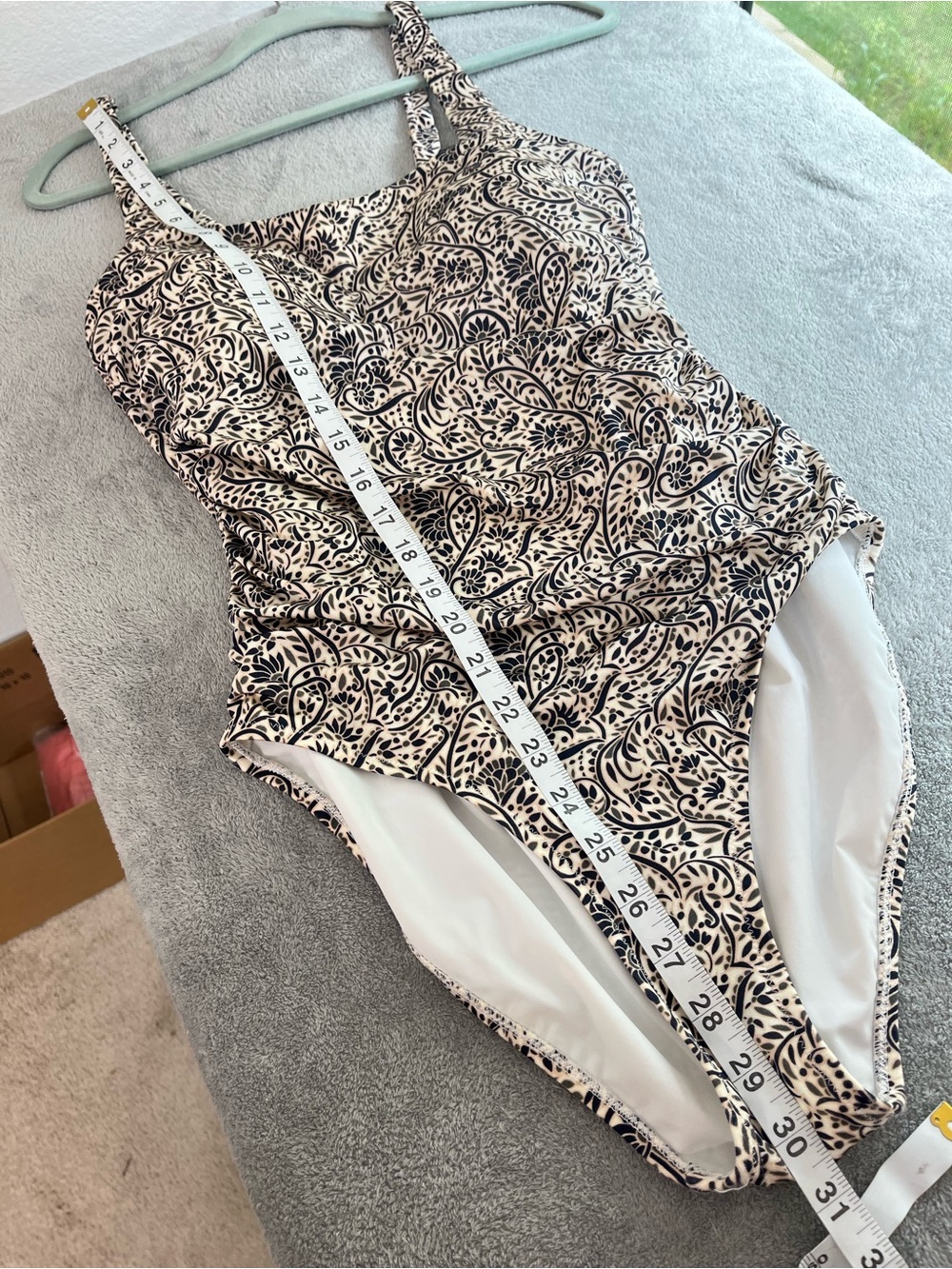 Athleta Square neckline ruched swimsuit size Medium - Picture 10 of 10